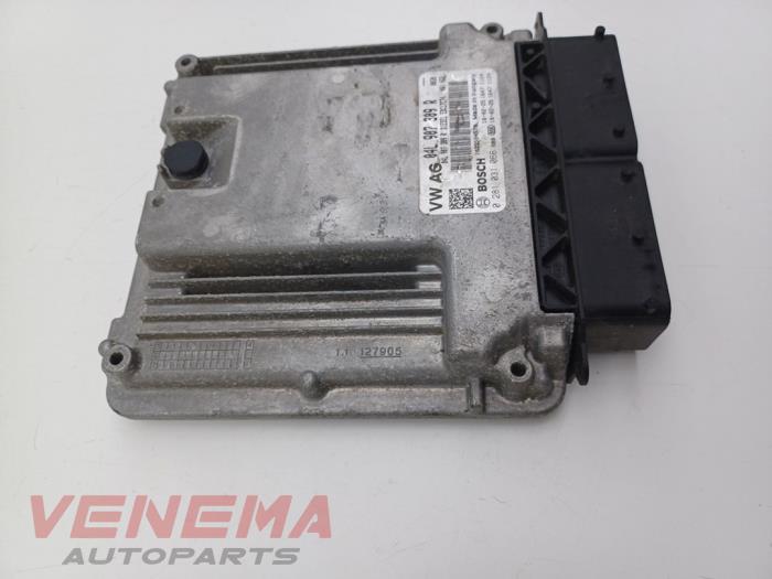 Engine management computer from a Seat Leon ST (5FF) 2.0 TDI FR 16V 2017