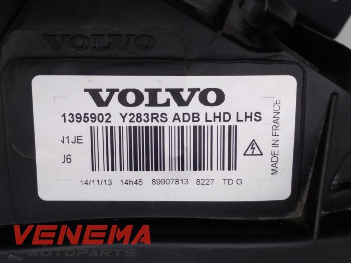Reflektor lewy z Volvo V60 I (FW/GW) 2.0 D3 20V 2013