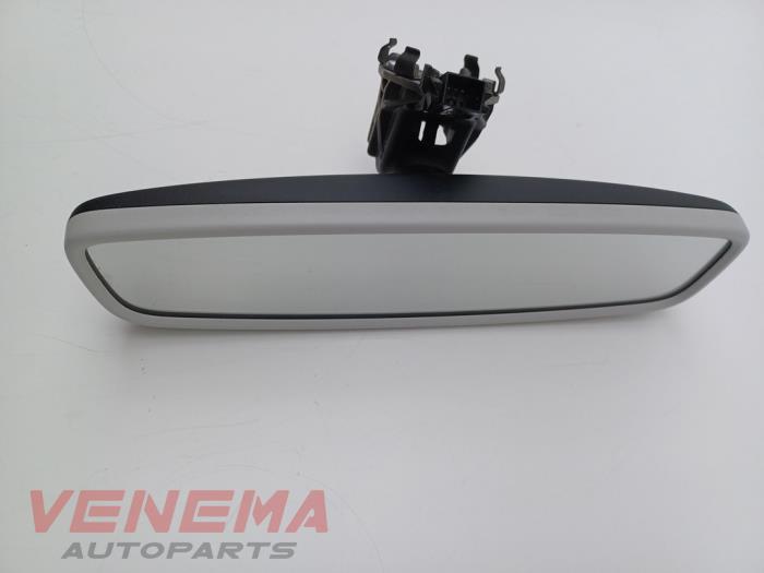 Używane Lusterko wewnetrzne Seat Leon ST (5FF) 2.0 TDI FR 16V Cena € 9,99 Procedura marży oferowane przez Venema Autoparts