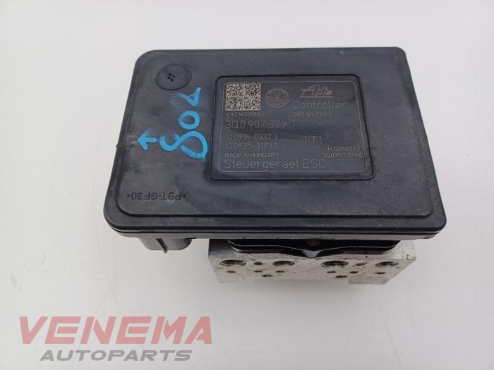 Usagé Pompe ABS Seat Leon ST (5FF) 2.0 TDI FR 16V Prix € 89,99 Règlement à la marge proposé par Venema Autoparts