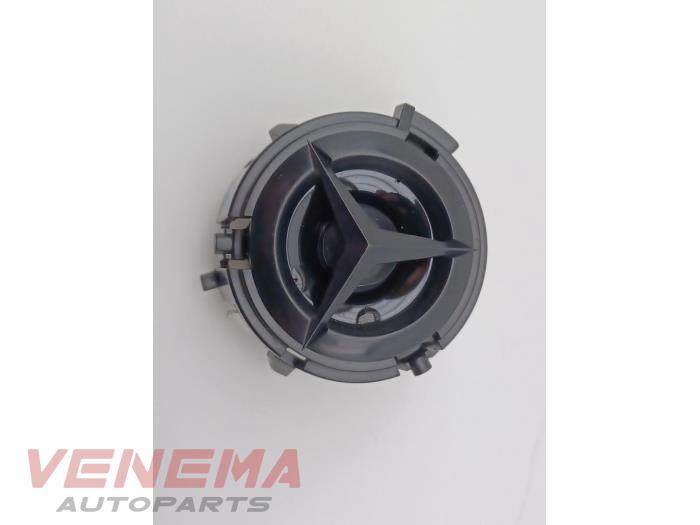 Usagé Tweeter Mercedes E Estate (S213) E-220d 2.0 Turbo 16V Prix € 9,99 Règlement à la marge proposé par Venema Autoparts