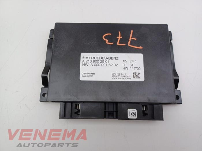 Used Automatic gearbox computer Mercedes E Estate (S213) E-220d 2.0 Turbo 16V Price € 39,99 Margin scheme offered by Venema Autoparts