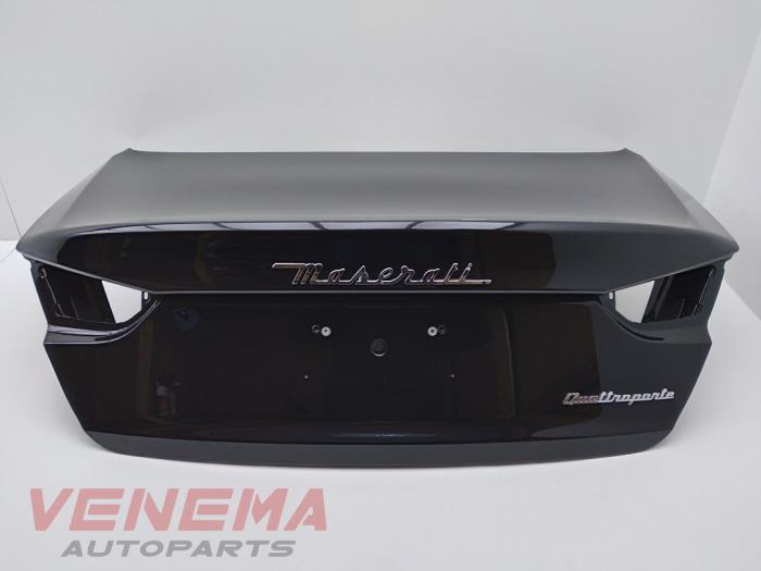 Begagnade Baklucka Maserati Quattroporte VI 3.0 Diesel Pris € 399,99 Marginaltabell erbjuds av Venema Autoparts