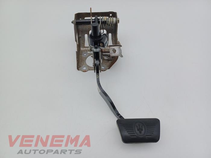 Używane Pedal hamulca Maserati Quattroporte VI 3.0 Diesel Cena € 69,99 Procedura marży oferowane przez Venema Autoparts