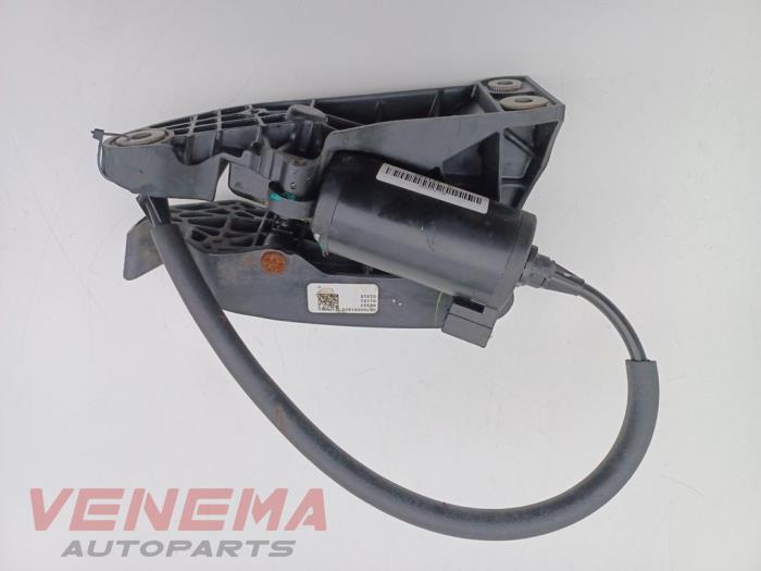 Begagnade Gaspedalsensor Maserati Quattroporte VI 3.0 Diesel Pris € 29,99 Marginaltabell erbjuds av Venema Autoparts