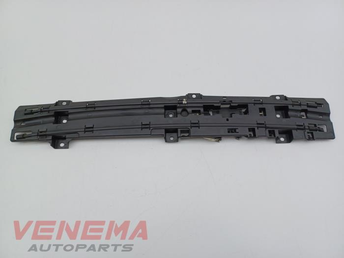 Begagnade Sensor (övriga) Maserati Quattroporte VI 3.0 Diesel Pris € 74,99 Marginaltabell erbjuds av Venema Autoparts