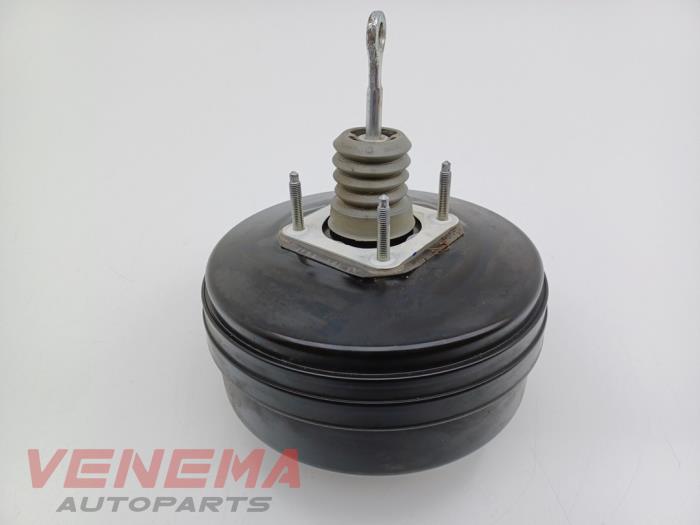 Usagé Servo frein Maserati Quattroporte VI 3.0 Diesel Prix € 49,99 Règlement à la marge proposé par Venema Autoparts