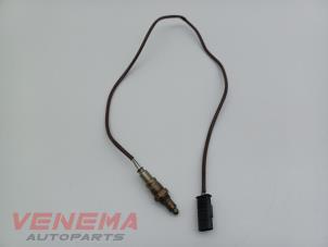 Lambda probe from a Mercedes-Benz C (W206) C-200 1.5 EQ Boost 4-Matic 2024