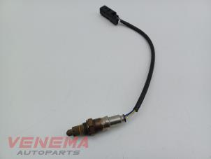 Lambda probe from a Mercedes-Benz C (W206) C-200 1.5 EQ Boost 4-Matic 2024