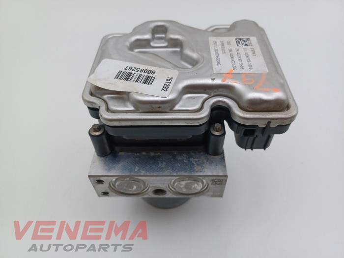 Gebrauchte ABS Pumpe Mercedes C (W206) C-200 1.5 EQ Boost 4-Matic Preis € 362,99 Mit Mehrwertsteuer angeboten von Venema Autoparts
