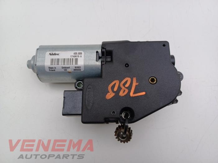 Używane Silnik szyberdachu Opel Adam 1.0 Ecotec 12V SIDI Turbo Cena € 124,99 Procedura marży oferowane przez Venema Autoparts