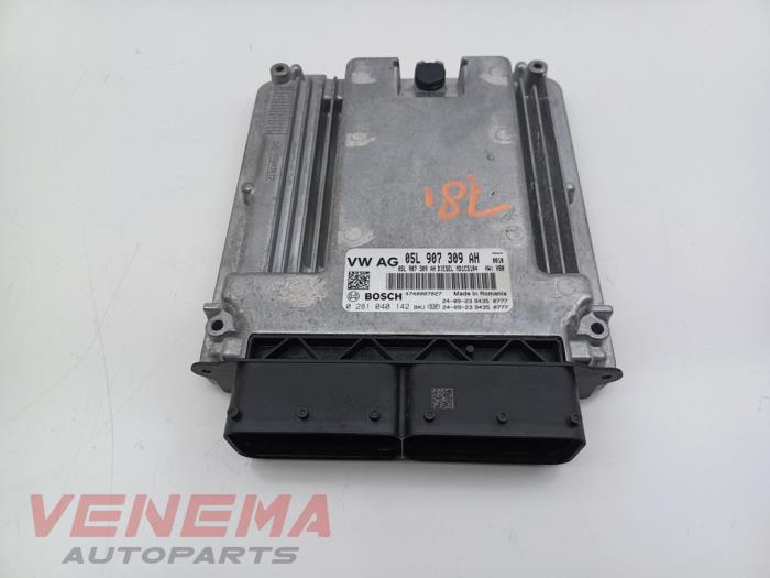 Used Engine management computer Audi A3 Sportback (8YA) 2.0 35 TDI 16V Price € 349,99 Margin scheme offered by Venema Autoparts