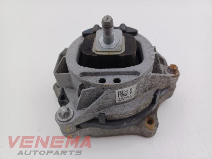 Used Engine mount BMW 3 serie Touring (F31) 320d 2.0 16V Price € 24,99 Margin scheme offered by Venema Autoparts