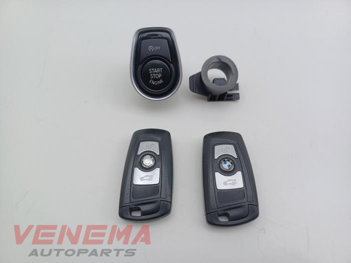 Używane Stacyjka + Kluczyk BMW 3 serie Touring (F31) 320d 2.0 16V Cena € 49,99 Procedura marży oferowane przez Venema Autoparts
