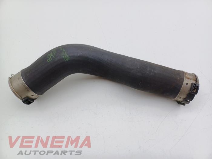 Gebrauchte Intercooler Schlauch BMW 3 serie Touring (F31) 320d 2.0 16V Preis € 29,99 Margenregelung angeboten von Venema Autoparts