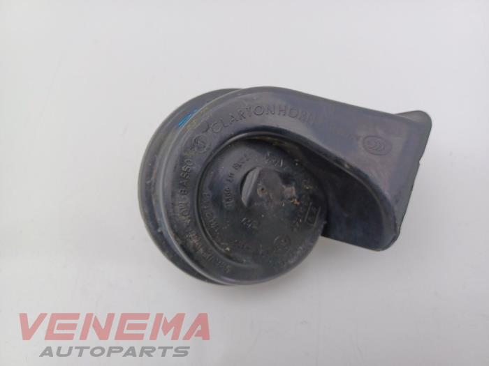 Używane Klakson BMW 3 serie Touring (F31) 320d 2.0 16V Cena € 24,99 Procedura marży oferowane przez Venema Autoparts