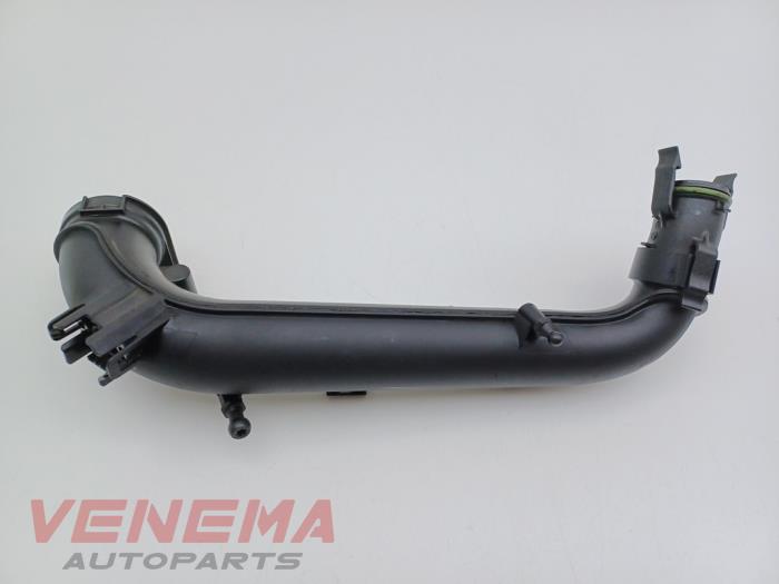 Usagé Tube intercooler Audi A3 Sportback (8VA/8VF) 1.4 TFSI 16V e-tron Prix € 24,99 Règlement à la marge proposé par Venema Autoparts