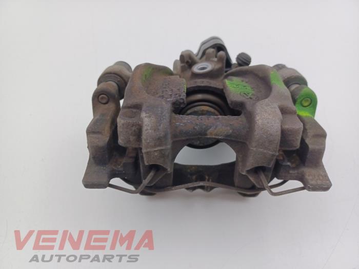 Gebrauchte Bremszange links hinten Audi A3 Sportback (8VA/8VF) 1.4 TFSI 16V e-tron Preis € 9,99 Margenregelung angeboten von Venema Autoparts