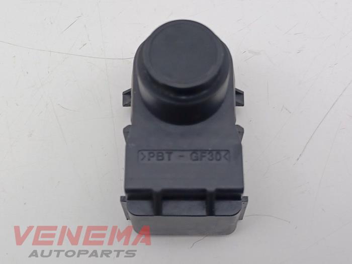 Usados Sensor PDC Kia Stonic (YB) 1.0i T-GDi 12V Precio € 29,99 Norma de margen ofrecido por Venema Autoparts