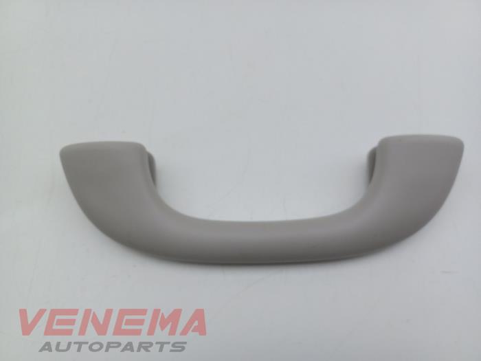 Begagnade Handtag Citroen C5 III Tourer (RW) 1.6 16V THP 155 Pris € 9,99 Marginaltabell erbjuds av Venema Autoparts