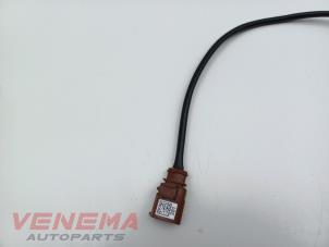 Lambda probe from a Volkswagen Golf Sportsvan (AUVS) 1.0 TSI 12V BlueMotion Technology 2018