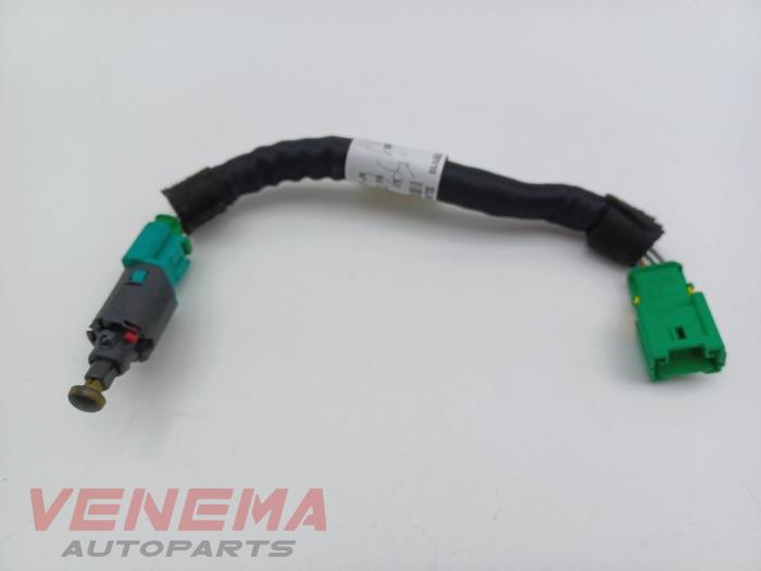 Brake pedal sensor switch