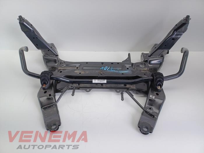 Usados Subchasis BMW 1 serie (F40) 118i 1.5 TwinPower 12V Precio € 74,99 Norma de margen ofrecido por Venema Autoparts