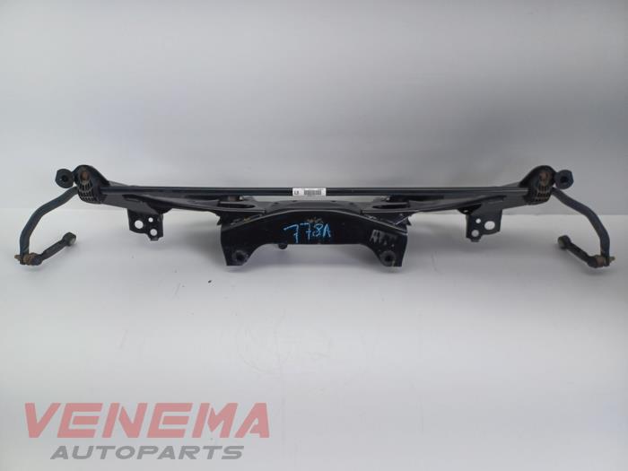 Usados Subchasis BMW 1 serie (F40) 118i 1.5 TwinPower 12V Precio € 29,99 Norma de margen ofrecido por Venema Autoparts