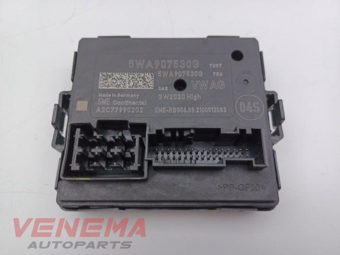 Używane Modul gateway Seat Leon (KLB) 1.0 TSI 12V Cena € 54,99 Procedura marży oferowane przez Venema Autoparts