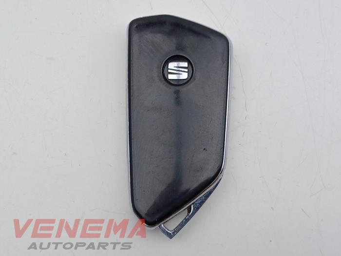 Używane Klucz Seat Leon (KLB) 1.0 TSI 12V Cena € 49,99 Procedura marży oferowane przez Venema Autoparts