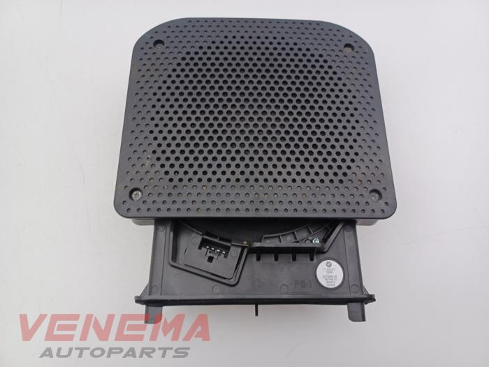 Używane Glosnik BMW 1 serie (F40) 118i 1.5 TwinPower 12V Cena € 24,99 Procedura marży oferowane przez Venema Autoparts