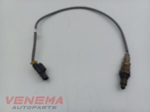 Lambda probe from a BMW 1 serie (F40) 118i 1.5 TwinPower 12V 2022