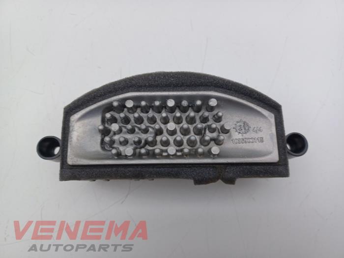 Heater blower motor resistor