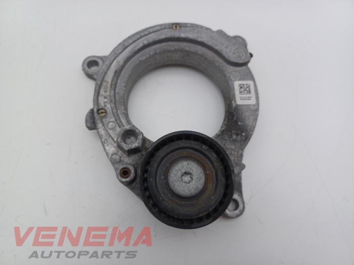 Usados Rodillo tensor correa múltiple BMW 1 serie (F40) 118i 1.5 TwinPower 12V Precio € 29,99 Norma de margen ofrecido por Venema Autoparts