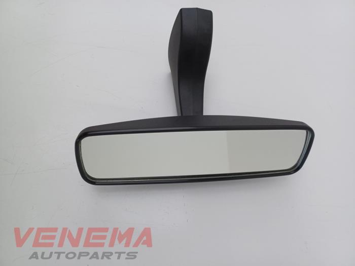 Używane Lusterko wewnetrzne Opel Movano 2.3 CDTi Biturbo 16V FWD Cena € 14,99 Procedura marży oferowane przez Venema Autoparts