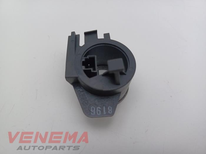Używane Modul immobilizera Mini Clubman (F54) 2.0 Cooper S 16V Cena € 9,99 Procedura marży oferowane przez Venema Autoparts