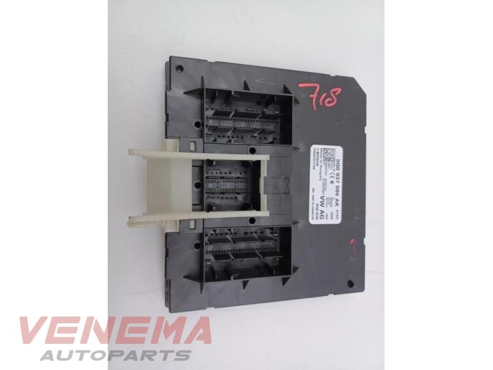 Used Body control computer Volkswagen Golf VII Variant (AUVV) 1.4 TGI 16V Price € 39,99 Margin scheme offered by Venema Autoparts