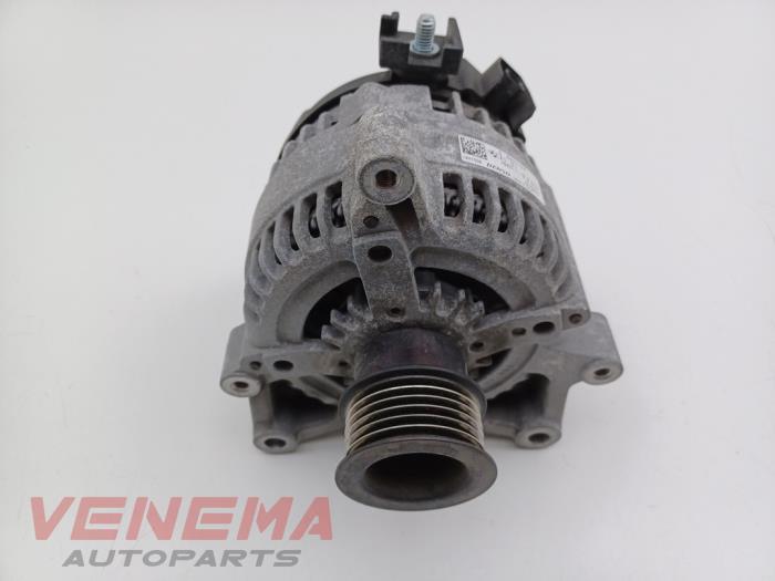 Begagnade Dynamo Mini Clubman (F54) 2.0 Cooper S 16V Pris € 48,39 Inklusive moms erbjuds av Venema Autoparts