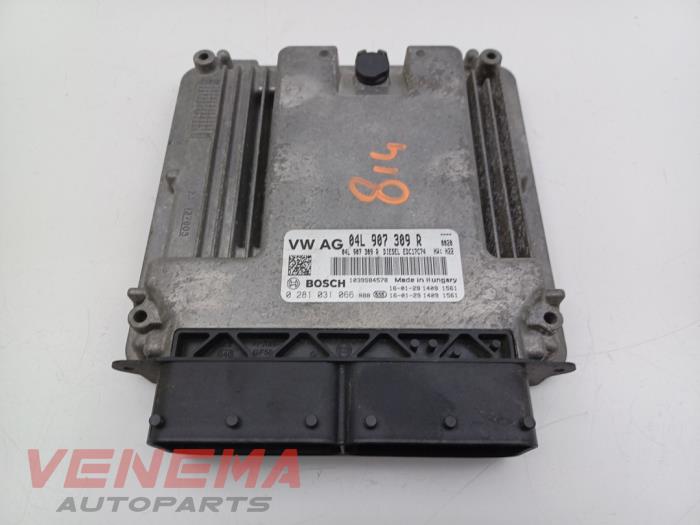 Used Engine management computer Skoda Octavia Combi (5EAC) 2.0 TDI RS 16V Price € 74,99 Margin scheme offered by Venema Autoparts