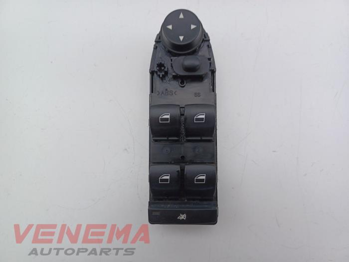Usados Interruptor de ventanilla eléctrica BMW 3 serie Touring (E91) 318i 16V Precio € 34,99 Norma de margen ofrecido por Venema Autoparts