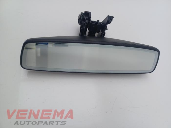 Używane Lusterko wewnetrzne BMW 5 serie (G30) 540d xDrive 3.0 TwinPower Turbo 24V Cena € 99,99 Procedura marży oferowane przez Venema Autoparts