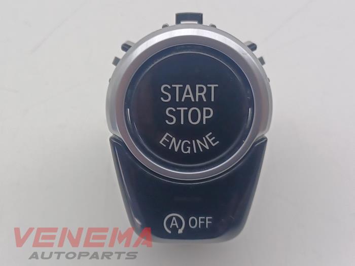 Używane Przelacznik Start/Stop BMW 5 serie (G30) 540d xDrive 3.0 TwinPower Turbo 24V Cena € 24,99 Procedura marży oferowane przez Venema Autoparts