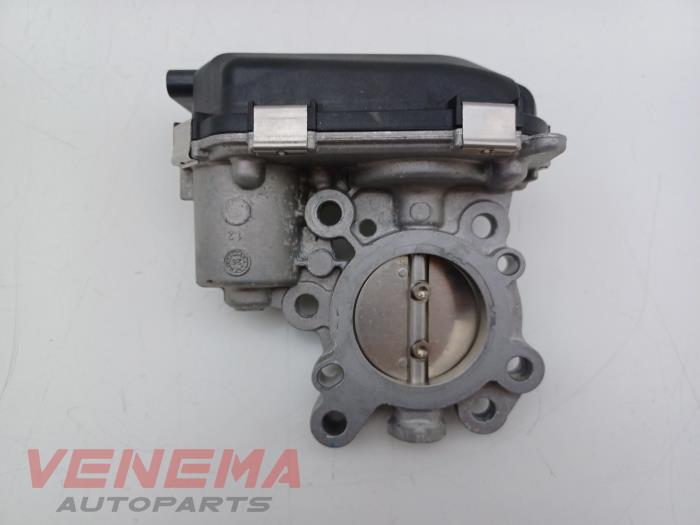 Usagé Boitier papillon Citroen C5 Aircross I (A4/AC/AJ/AR) 1.2 PureTech Hybrid 136 Prix € 149,99 Règlement à la marge proposé par Venema Autoparts