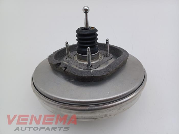 Usagé Servo frein Citroen C5 Aircross I (A4/AC/AJ/AR) 1.2 PureTech Hybrid 136 Prix € 29,99 Règlement à la marge proposé par Venema Autoparts