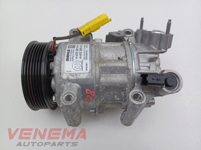 Usagé Pompe clim Citroen C5 Aircross I (A4/AC/AJ/AR) 1.2 PureTech Hybrid 136 Prix € 194,99 Règlement à la marge proposé par Venema Autoparts