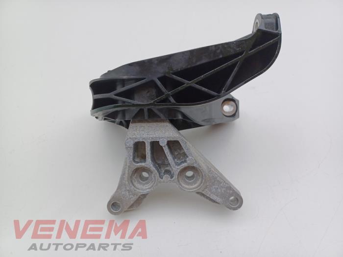 Used Engine mount Citroen C5 Aircross I (A4/AC/AJ/AR) 1.2 PureTech Hybrid 136 Price € 19,99 Margin scheme offered by Venema Autoparts
