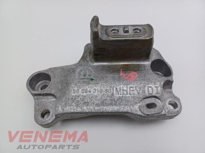 Used Engine mount Citroen C5 Aircross I (A4/AC/AJ/AR) 1.2 PureTech Hybrid 136 Price € 24,99 Margin scheme offered by Venema Autoparts