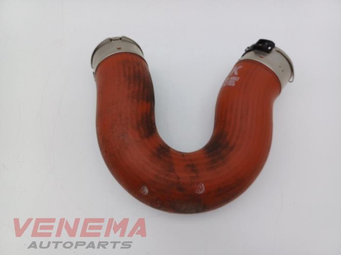 Usagé Tuyau intercooler Mercedes Sprinter 3,5t (910.0/910.1/907.1/907.2) 316 CDI 2.1 D RWD Prix € 24,99 Règlement à la marge proposé par Venema Autoparts