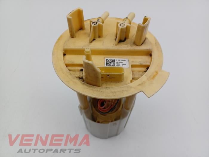 Usagé Pompe d'injection Mercedes Sprinter 3,5t (910.0/910.1/907.1/907.2) 316 CDI 2.1 D RWD Prix € 109,99 Règlement à la marge proposé par Venema Autoparts