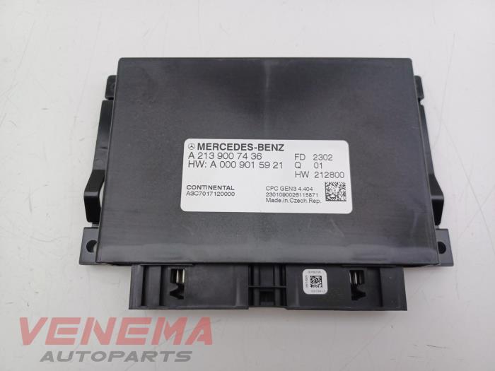 Automatic gearbox computer Mercedes A Limousine (177.1), 2018 / 2026 2.0 A-250 Turbo 16V Mild Hybrid 4Matic, Saloon, 4-dr, Electric Petrol, 1.991cc, 165kW (224pk), 4x4, M260920, 2022-10 / 2026-12, 177.147 (Used)